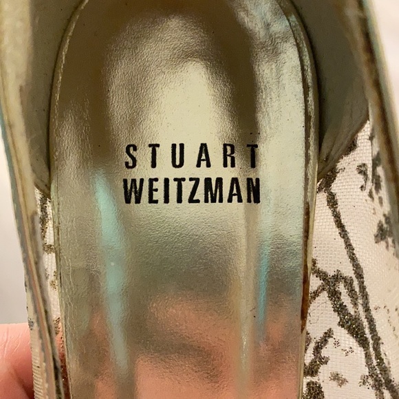 Stuart Wietzman Filgre Gold, Sparkly, Peak-a-boo High/Kitten Heels Size 7 - Picture 2 of 10